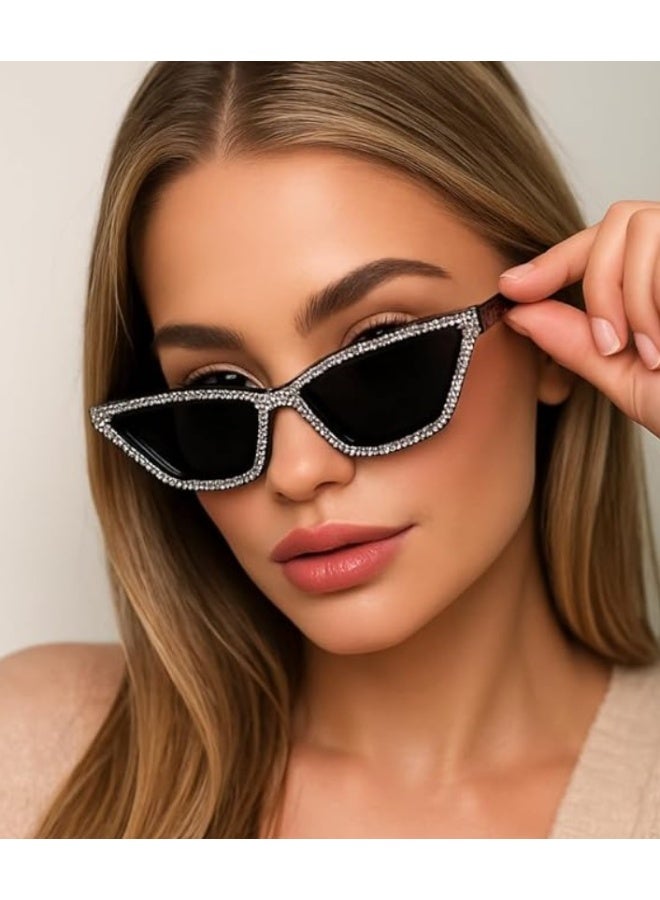 ذا باك نظارات شمسية بتصميم عين القطة مرصعة بالكريستال، إطار أسود، عرض 14.2 سم - Image 3