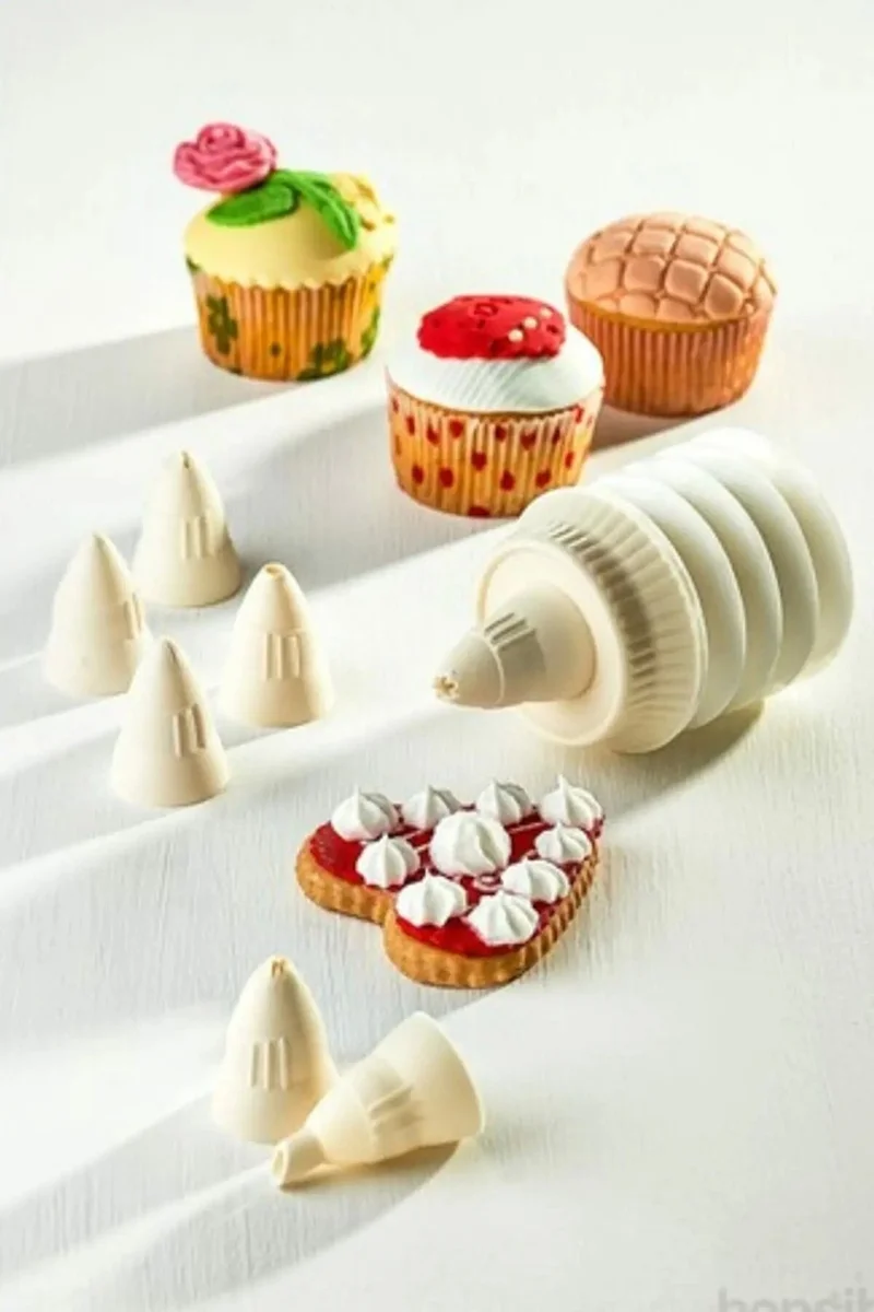 Royaleks 6 Head Kitchen Cake Cream Squeezing Decorating Pump Apparatus Set