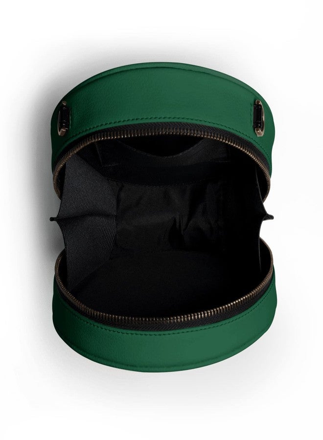 دايلي أوبجيكتز حقيبة كتف دائرية مطبوعة من ديلي أوبجكتس للنساء | حقيبة يد من الجلد النباتي بنقشة مربعات خضراء متعددة مع جيب داخلي منزلق | إغلاق بسحاب وحزام قابل للتعديل | مساحة تخزين للأغراض الأساسية - Image 5