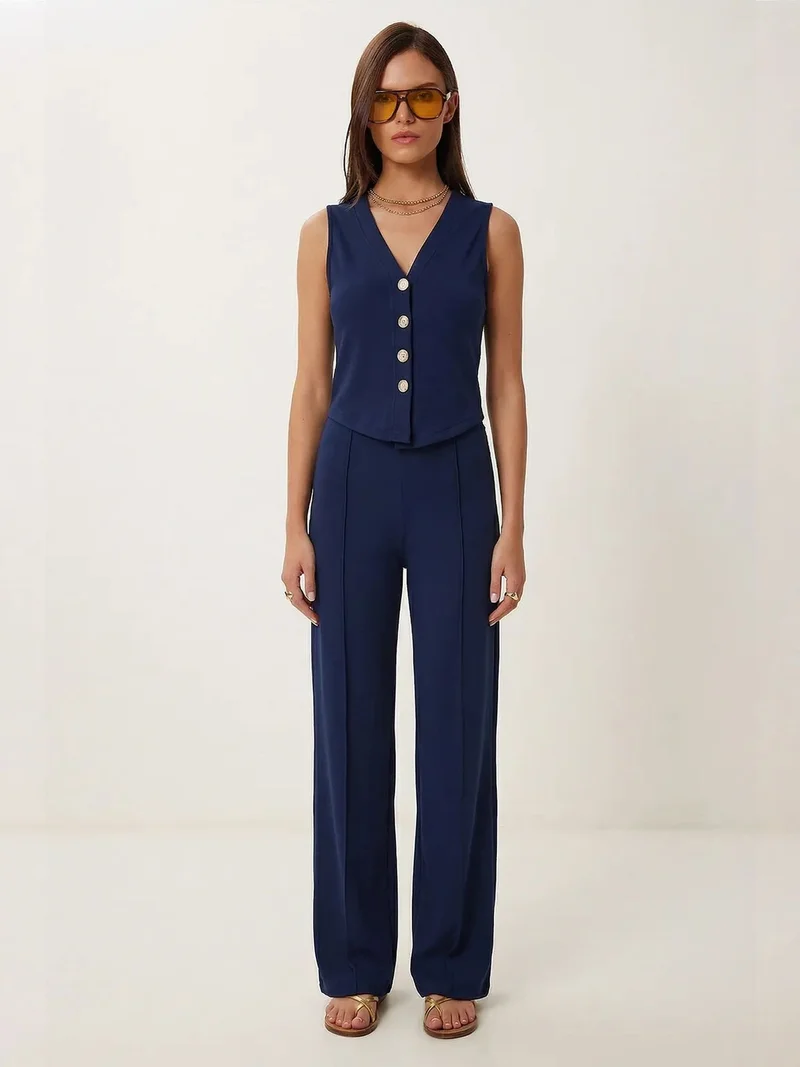 السعادة في إسطنبول ISTANBUL High Waist V-neck Button-Up Wide Leg Co-ord Set