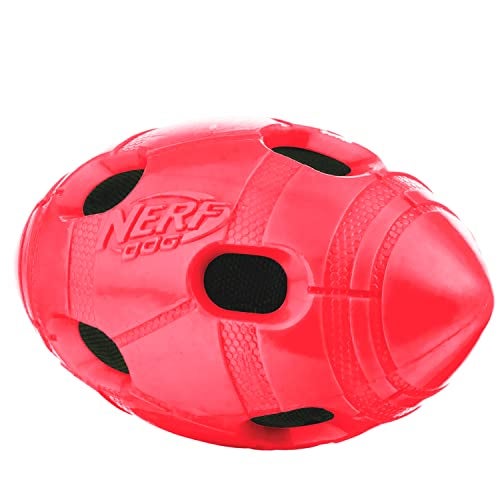 NERF DOG لعبة كرة القدم المطاطية للكلاب من نيرف مع صرير تفاعلي وقرمشة، خفيفة الوزن، متينة ومقاومة للماء، بقطر 6 بوصات للكلاب المتوسطة/الكبيرة، وحدة واحدة، حمراء - Image 5