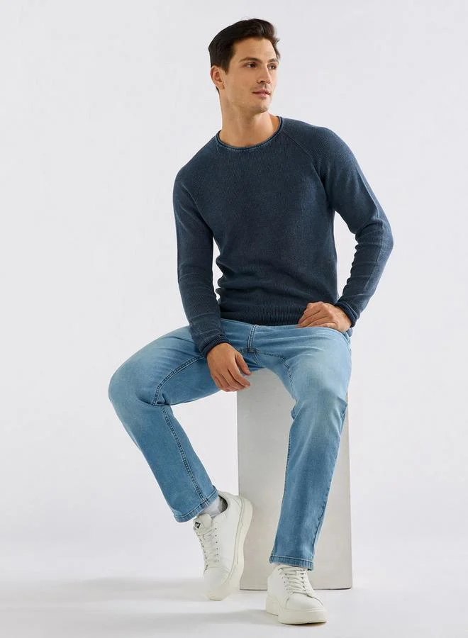 سبلاش فيڤ كنزة بارزة الملمس بأكمام طويلة وياقة ضيقة