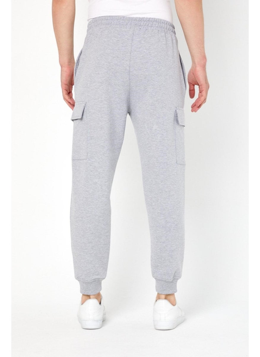 Odelon Cargo Pocket Jogger Fit Men's Grey Sweatpants  - Image 5