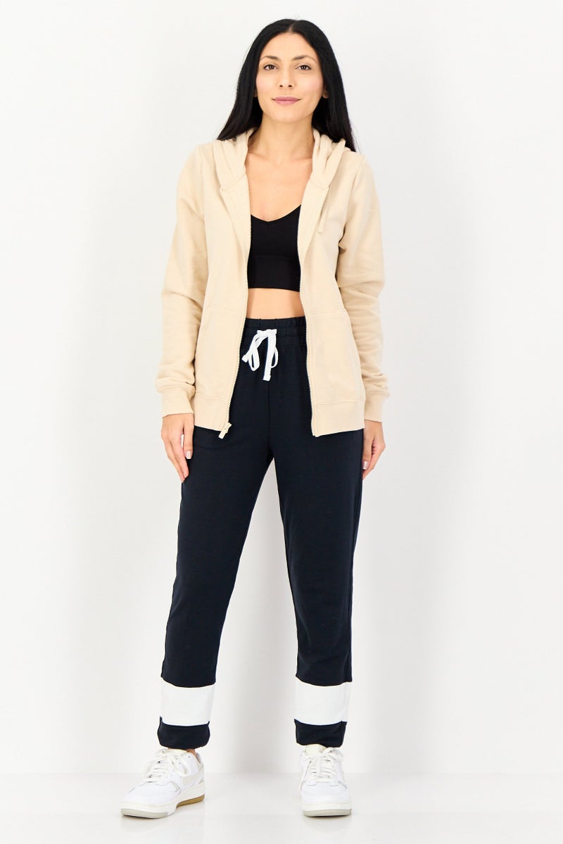 Nike Women Sportswear Fit Long Sleeve Outdoor Hoodie, Beige - Image 4