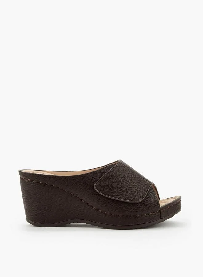 Women Textured Wedge Sandals