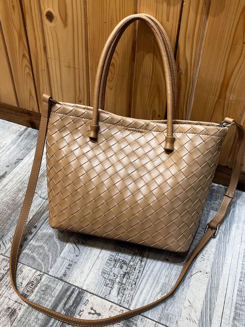 Cowhide Tote Bag Woven Niche Design Trendy Large Capacity Women'S Genuine Leather Underarm Commuter Handbag - Image 1