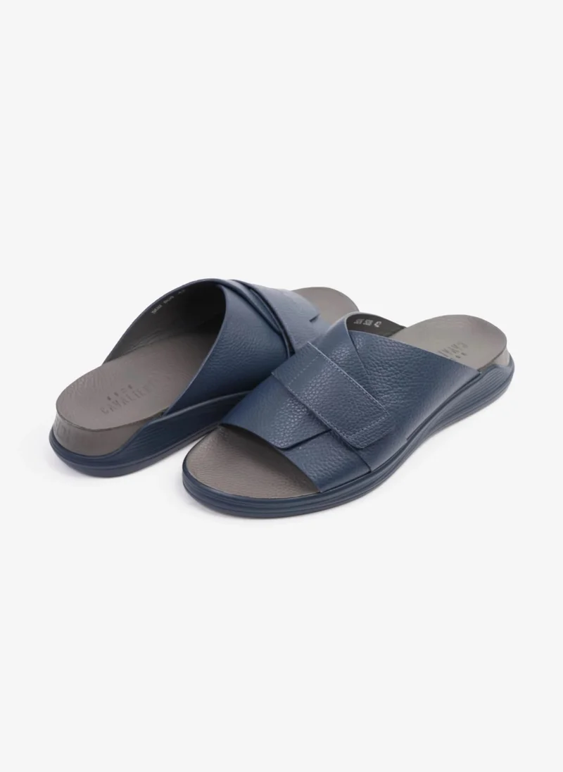 UOMO Cavalier UOMO CAVALIER WITH STRAPPY DESIGN SANDALS