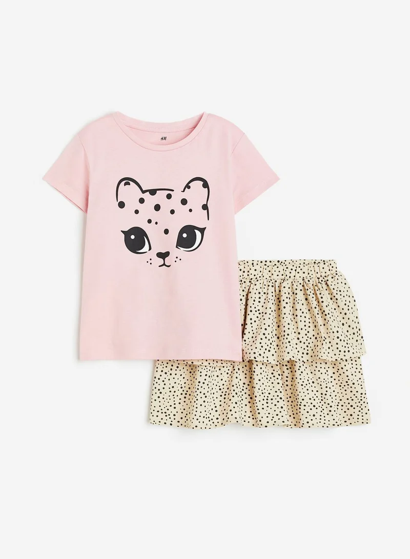 H&M Kids 2 Piece Graphic Printed T-Shirt & Skirt Set