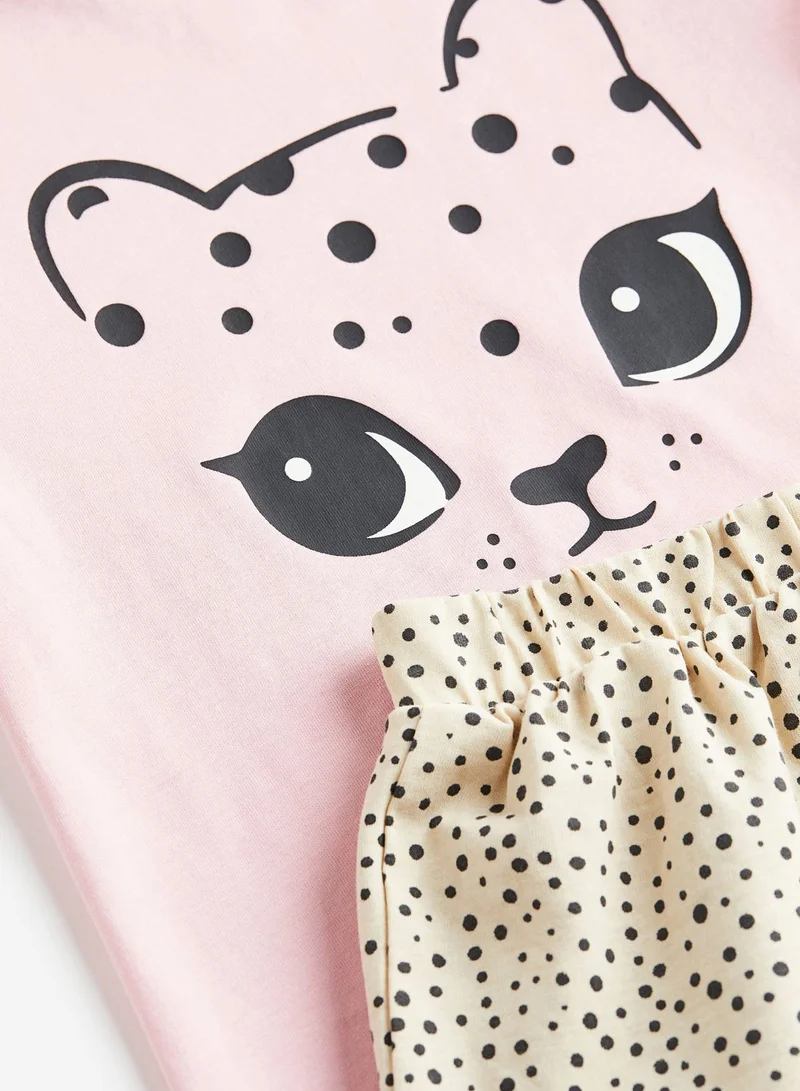 H&M Kids 2 Piece Graphic Printed T-Shirt & Skirt Set