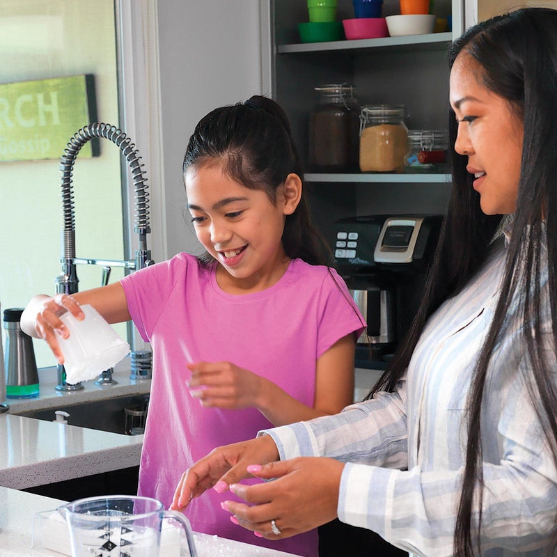 Steve Spangler Science Steve Spangler's Water Gel, 454g (1lb) Jar, Sodium Polyacrylate, Make Water Disappear! - Image 3