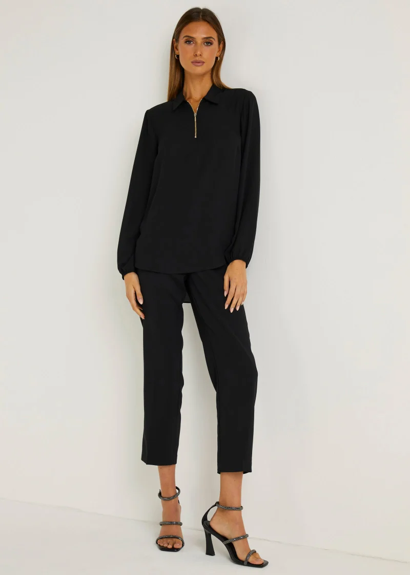 ماتلان Black Straight Fit Trousers (Short)
