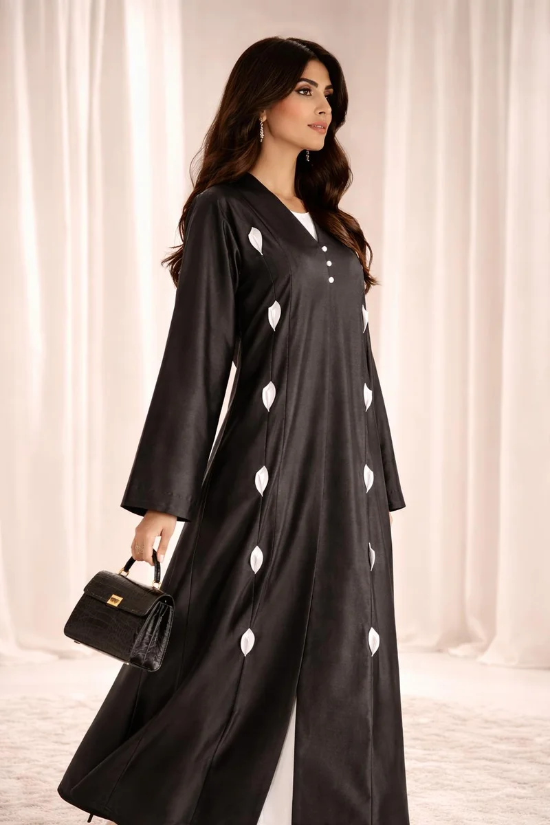 أم سكوير فاشن Victoria Satin Petal Detail Abaya I Classic Black