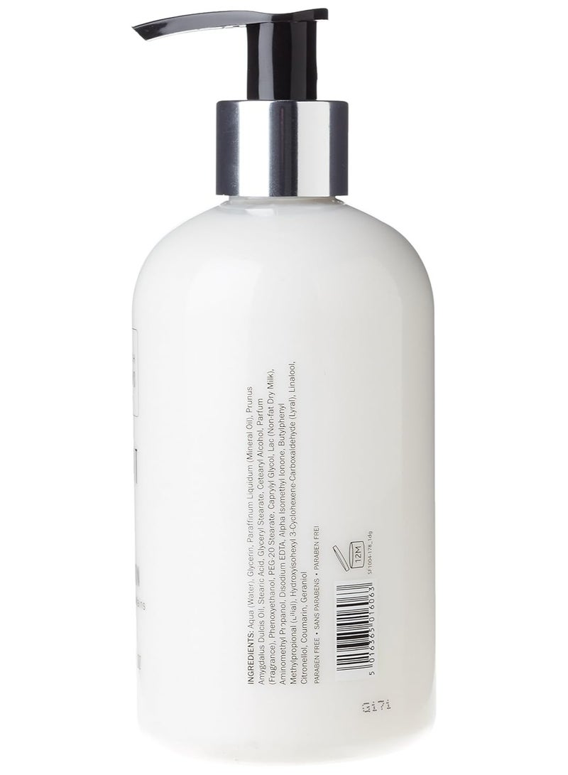 Scottish Fine Soaps Au Lait Cream Hand Lotion 300 ml - Image 3
