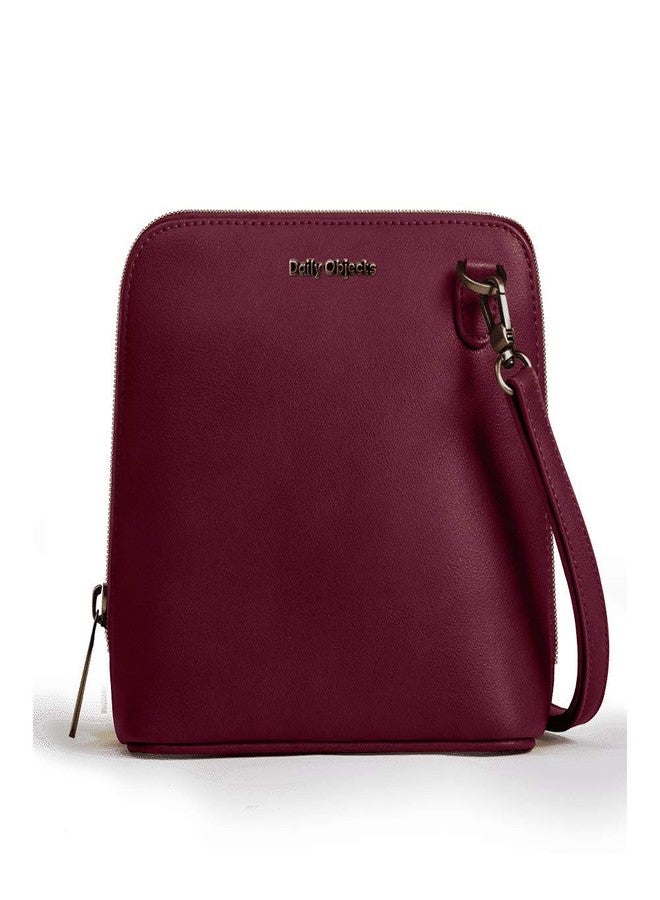 دايلي أوبجيكتز حقيبة كتف ترابيز من ديلي أوبجكتس للبنات والسيدات | مصنوعة من جلد نباتي متين | صناعة يدوية دقيقة | إغلاق بسحاب | أحزمة قابلة للتعديل والفصل | متعددة الألوان - Image 1