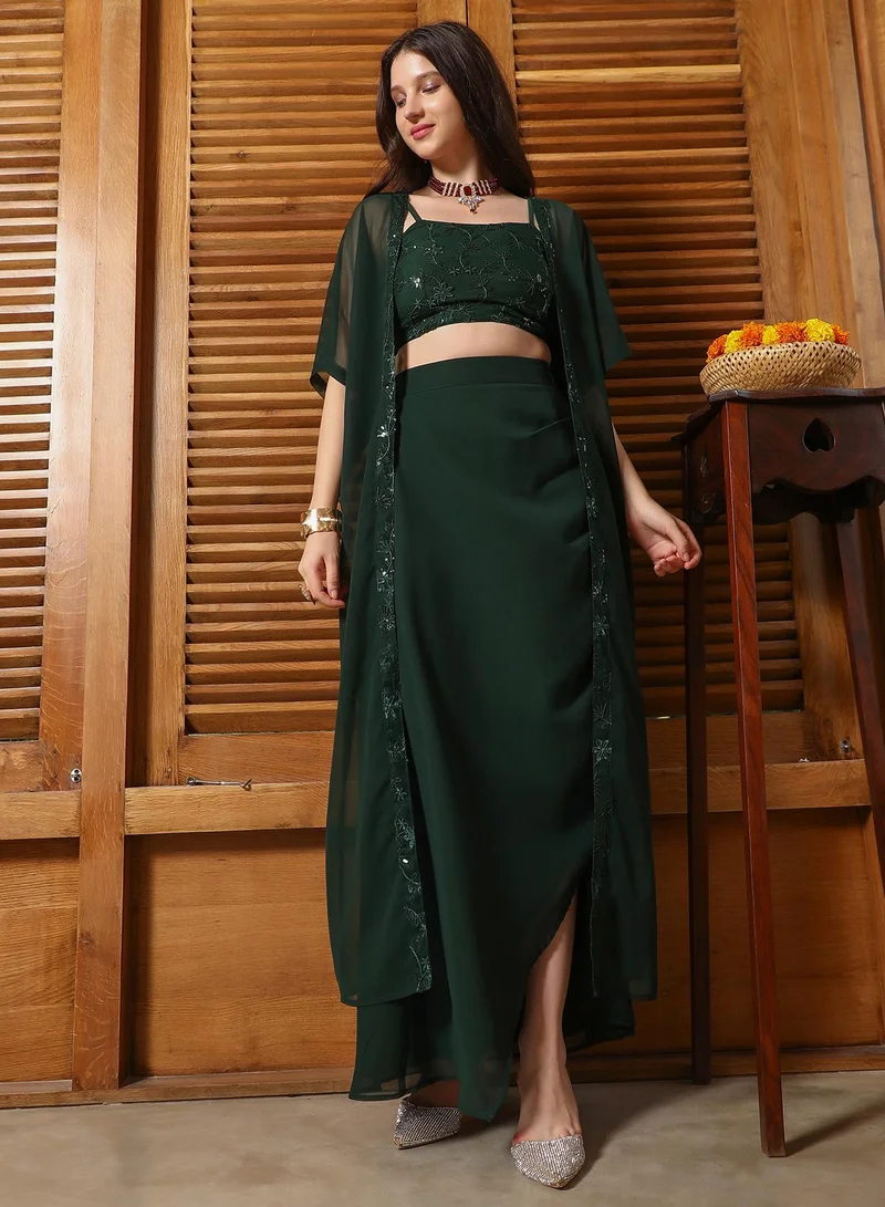  قصة Qissa Women's Emerald Green Floral-Embroidery Draped Co-Ord Set For Ethnic Wear | Spagetti Straps, Quarter Kimono Sleeves | Floral Embroidered Fabric | 3 Piece Co-Ords Designed For Evening & Party Wear