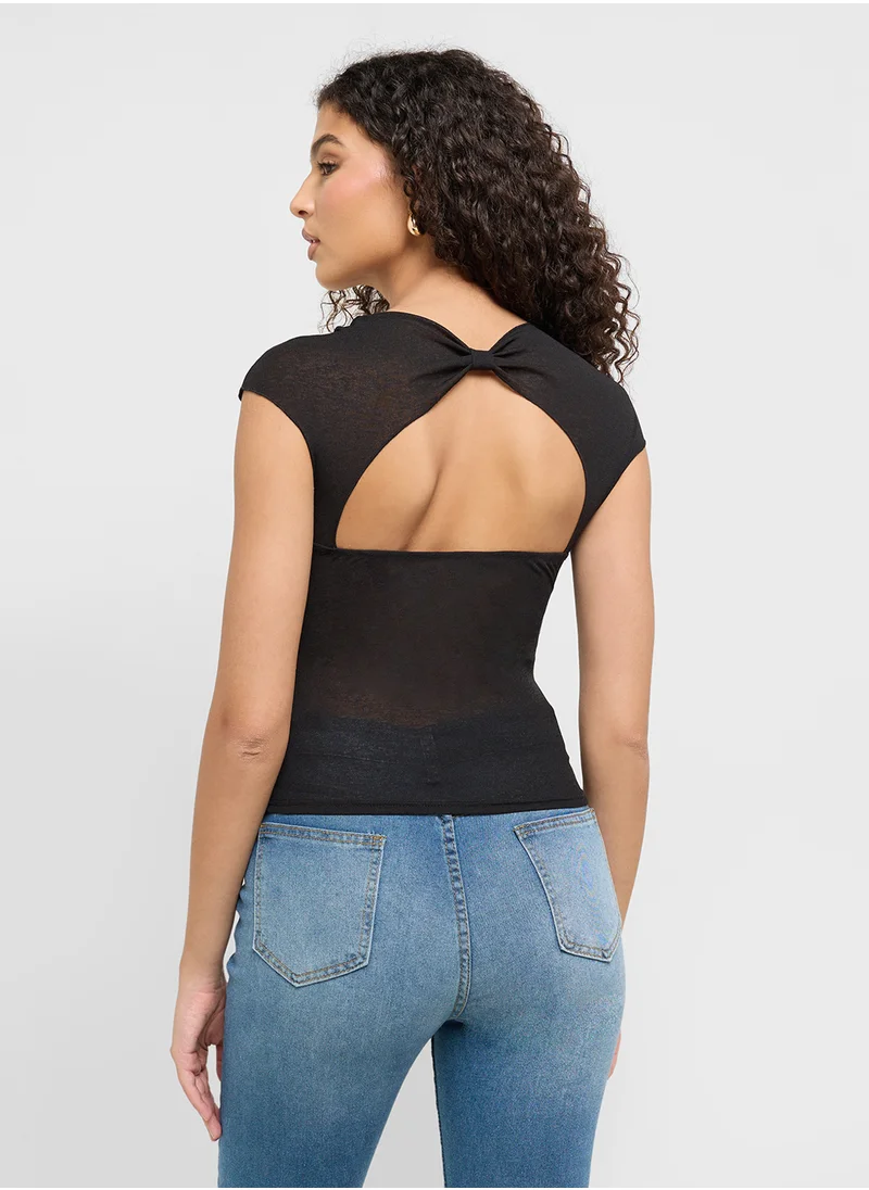 جينجر Sweetheart Neckline Knitted Top