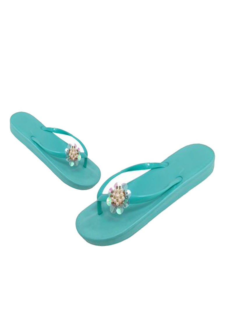 Style Women's  Slippers For Indoor And Beach  - Image 3