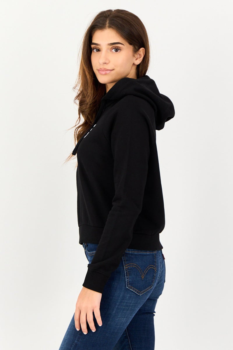 VANS هودي بكم طويل بشعار علامة تجارية للنساء، أسود - Image 4