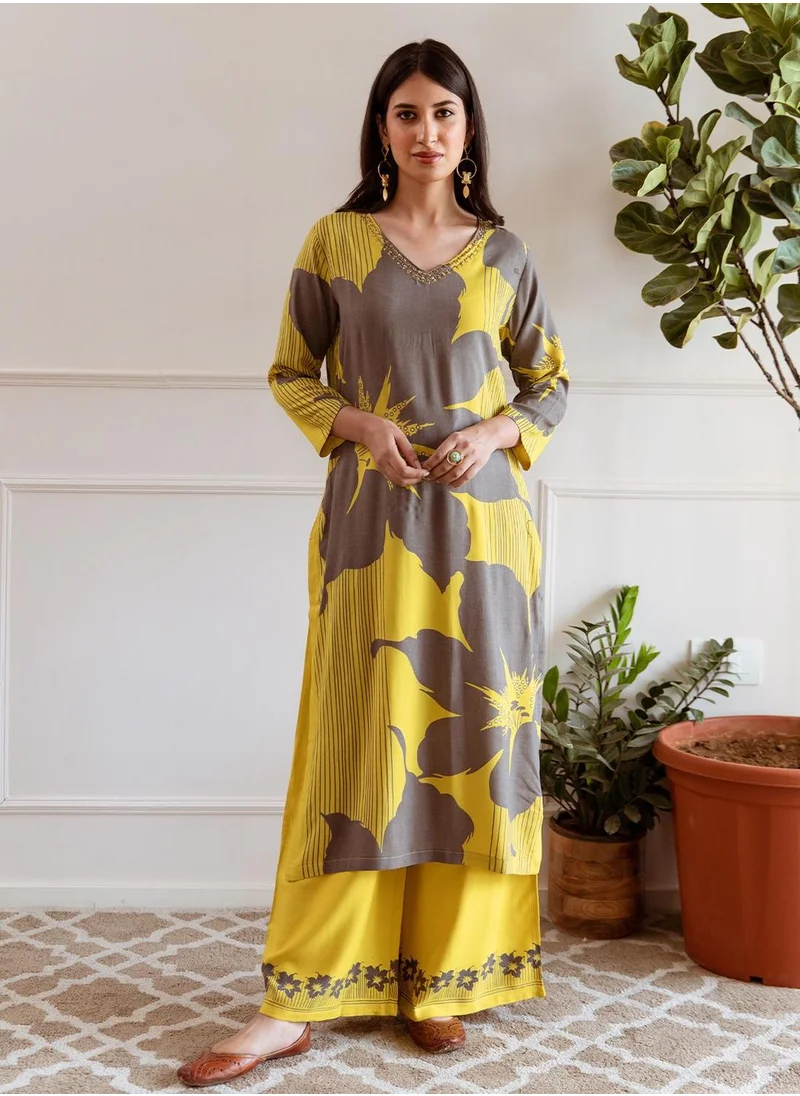 آي شين Straight Fit Printed Pattern Round Neck Long Sleeves Yellow Colour Knitted Cotton Kurta Set for Women with Semi Elastic Closure - A Timeless Addition to Your Collection