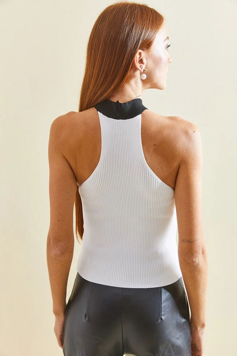 لايث Cross-Strap Corduroy Knitwear Blouse
