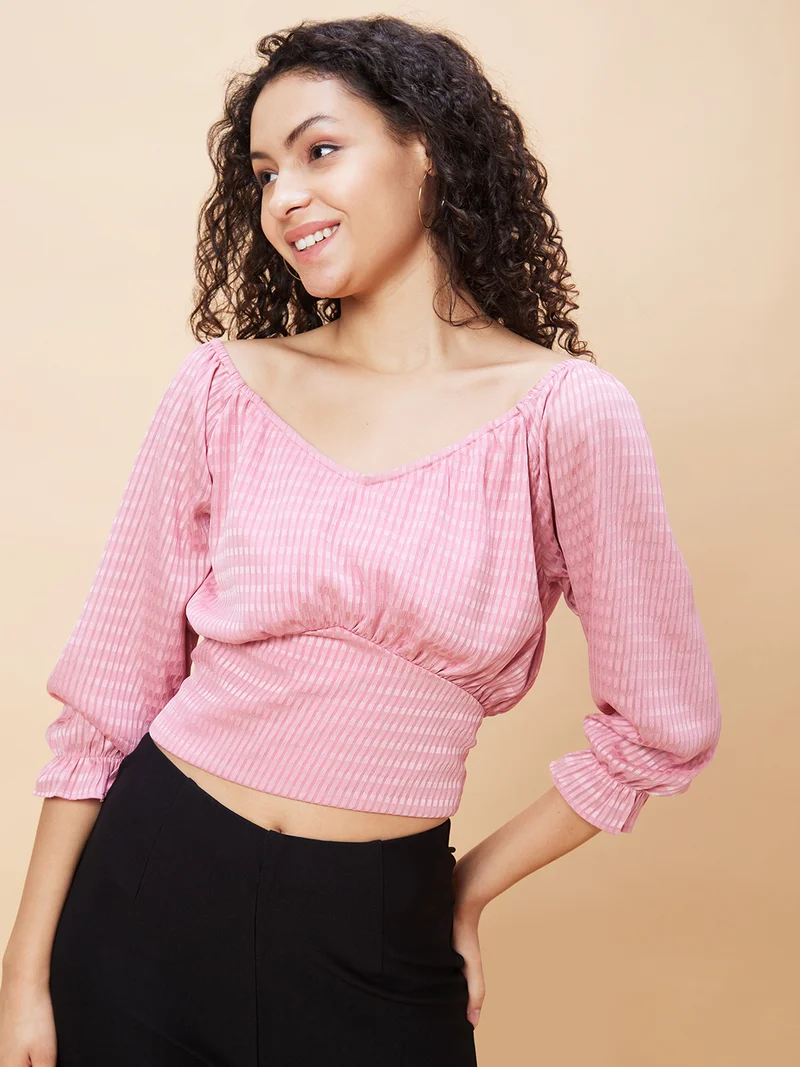 globus Women Checked Puff Sleeves Blouson Crop Top