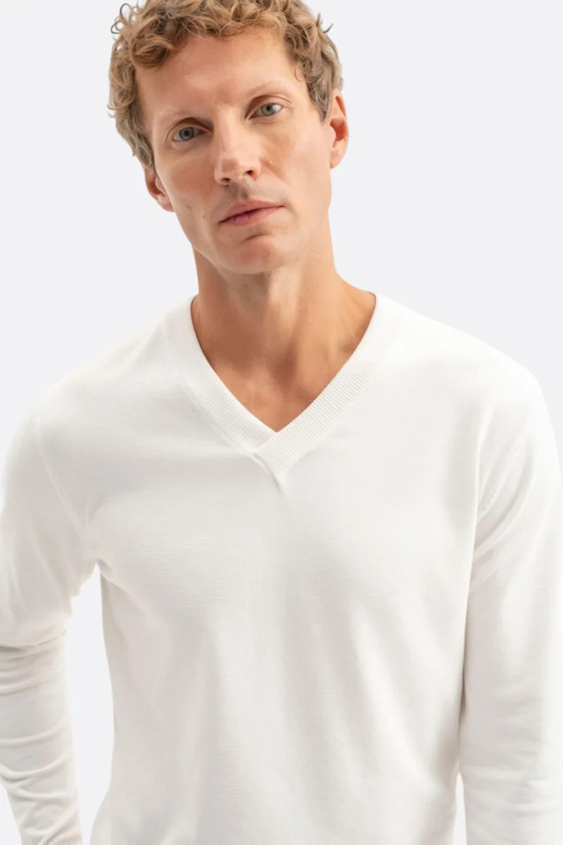 Giesto White GIESTO Crew Neck T-Shirt for Men | Best Price UAE