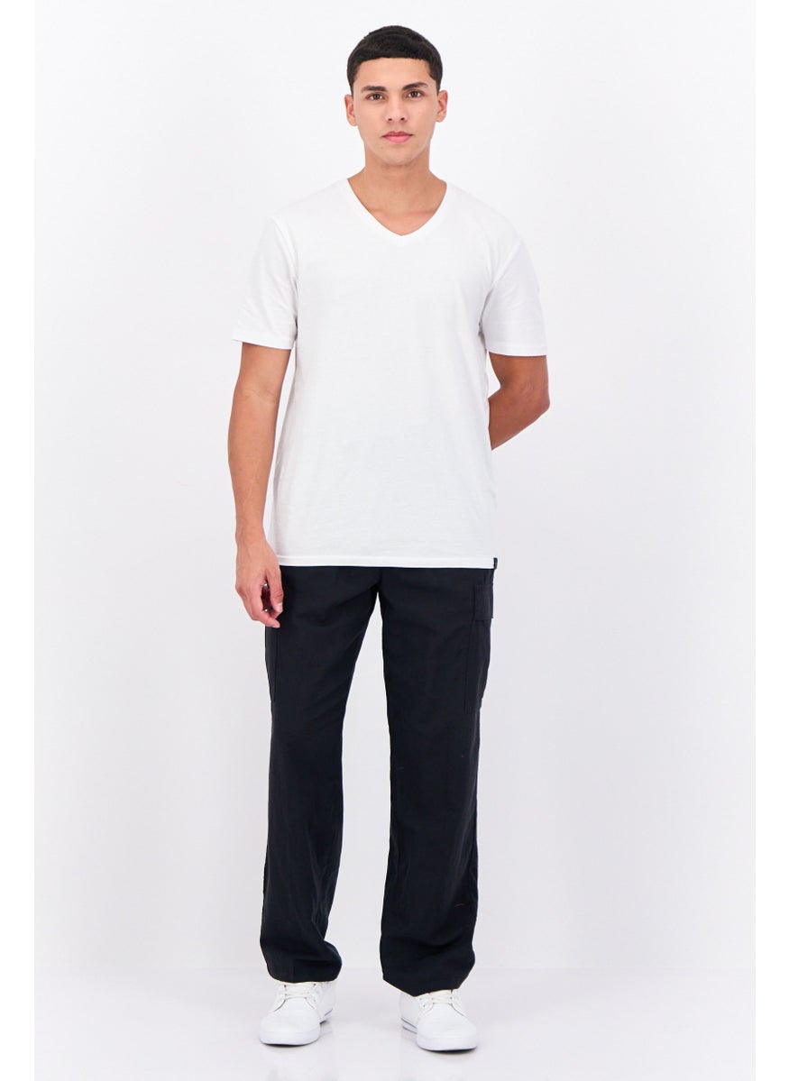 Jack Jones Men Looses Fit Solid Cargo Pants, Black  - Image 4