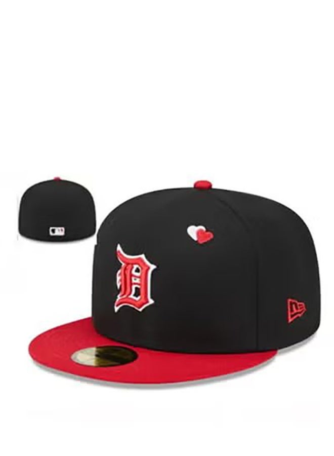 New Era Detroit Tigers MLB Heart Accent Black & Red Flat Brim Baseball Cap-56.8cm