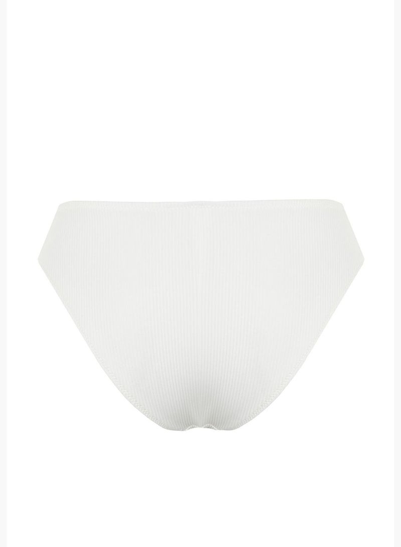trendyol Ecru Textured Bikini Bottom TBESS24BA00073 - Image 3