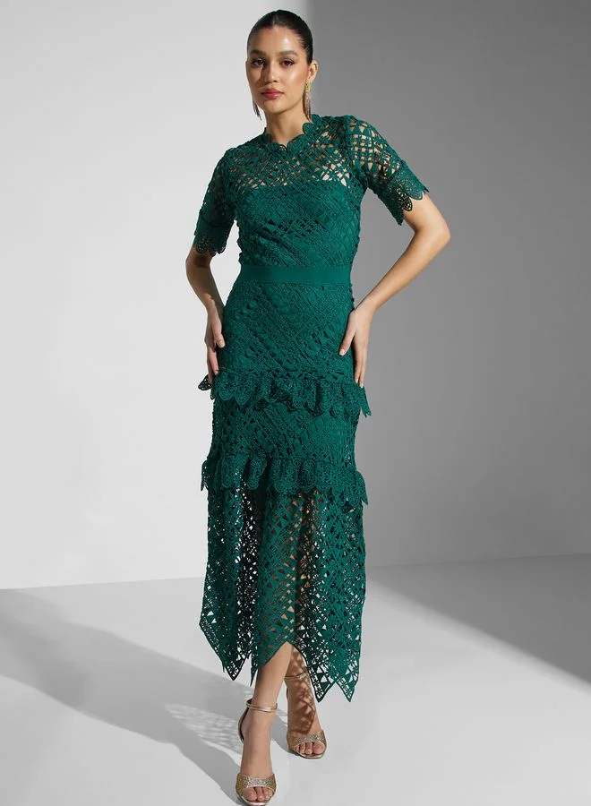 فروك اند فرل فستان بتداخل دانتيل