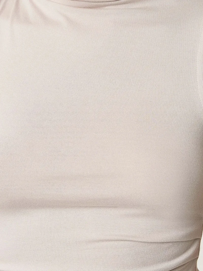 زوبعة بلوزة بدون أكمام بياقة متدلية