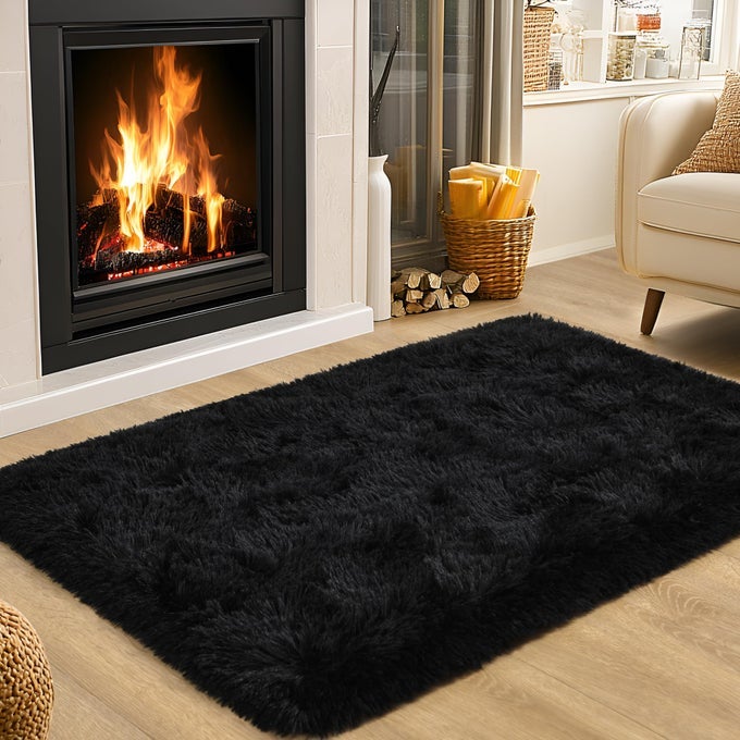 WASHABLE NONSLIP AREA RUG SMALL FLUFFY AREA RUGS SHAGGY LIVING ROOM RUG SOFT FUZZY SHAG CARPET BEDSIDE RUG FLOOR MAT FOR NURSERY BEDROOM HOME BEDROOM AESTHETIC 2X3 FEETBLACK