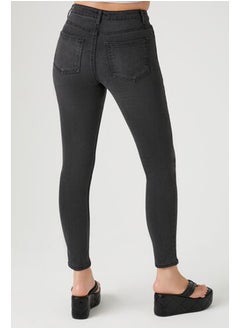 Essential Mid-Rise Skinny Jeans - pzsku/ZEDFC469213C6661202D1Z/45/_/1701871386/3ecefbcc-a992-4a80-b35b-2bd0b419f251