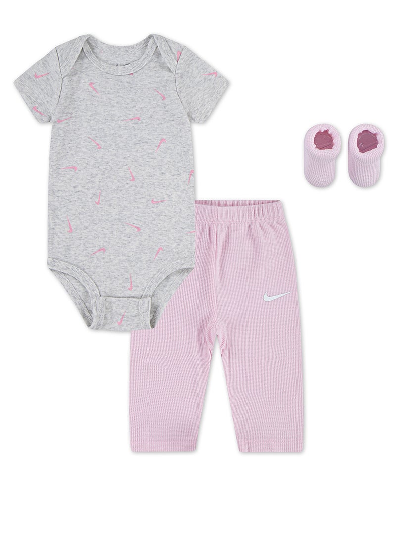 Nike Infant 3 Pack Bodysuit & Waffle Pant Set - Image 2