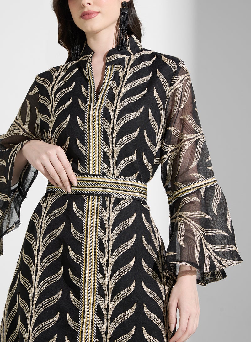 خزانة فستان مطرز - Image 3