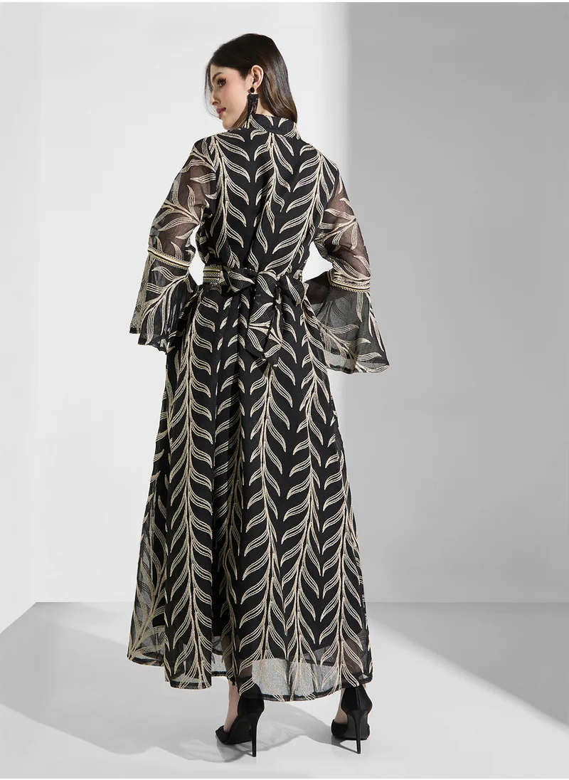 خزانة Embroidered Dress
