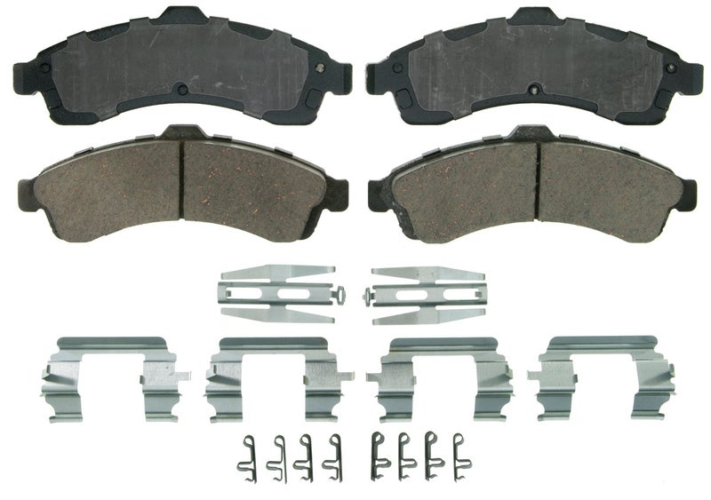 Wagner QuickStop ZD882 Front Disc Brake Pad Set for 2004 Chevrolet Trailblazer
