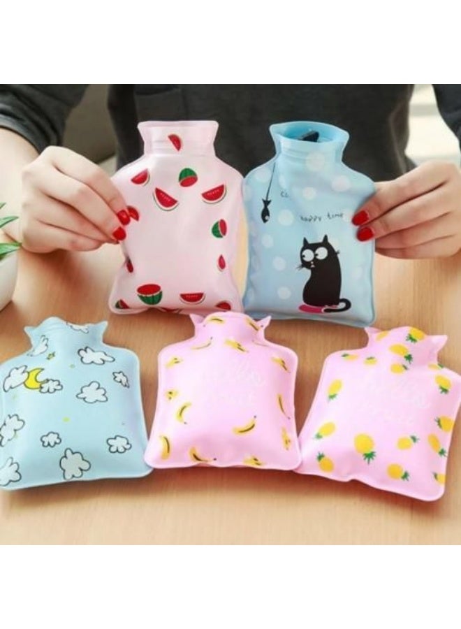 كيس مياه ساخنة صغير مطبوع عليه أشكال - Image 1