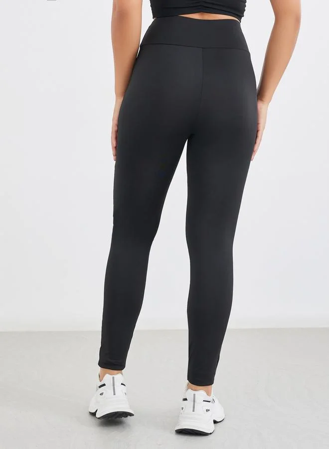 Styli Active Wavy Stripes Detail Full Length Leggings