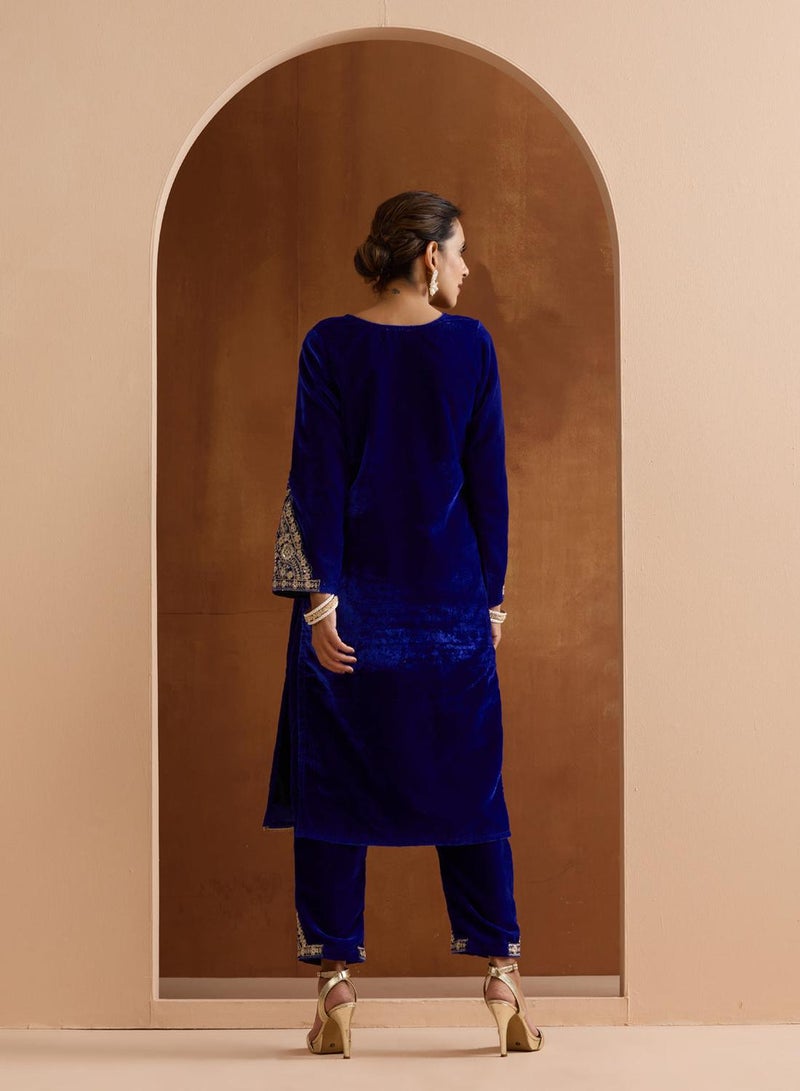 ISHIN Women's Blue Velvet Embroidered Tunic Full Length Palazzo Straight Fit Kurta Set - Image 4