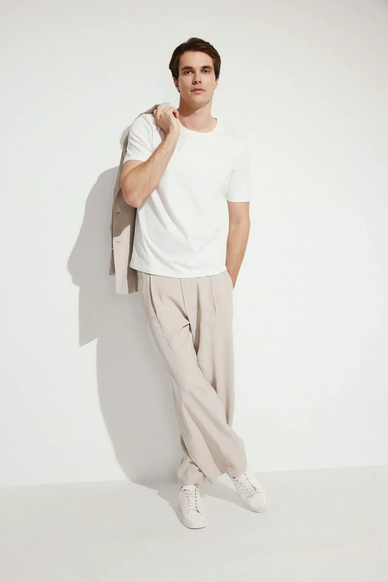 ديفاكتو Slim Fit Crew Neck Short Sleeve T-Shirt