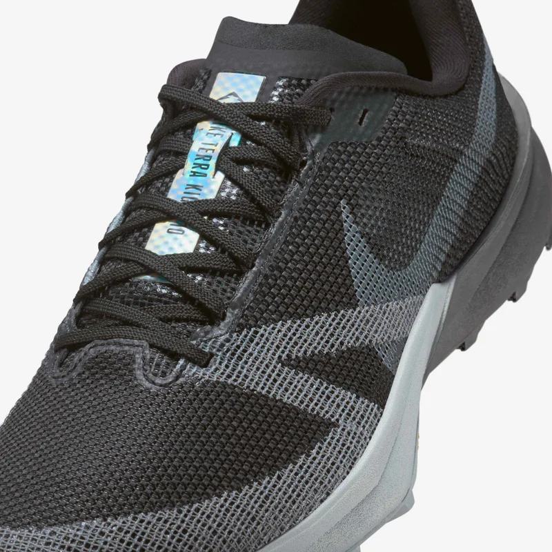 Nike Men's Kiger 10 Trail Running Shoes