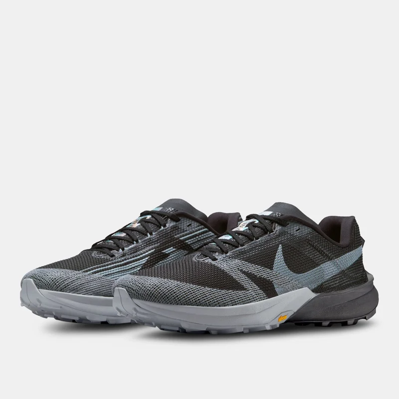 Nike Men's Kiger 10 Trail Running Shoes