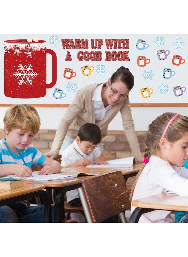 تاوباري مجموعة ديكورات لوحة إعلانات عيد الميلاد من TaoBary مكونة من 73 قطعة من قصاصات الكاكاو الساخن مقاس 20 × 27 بوصة، خلفية كوب الكاكاو الساخن، لمسات الكاكاو الساخن، قصاصات ورقية لعيد الميلاد والشتاء والمدرسة والفصل الدراسي والباب والجدار - Image 4