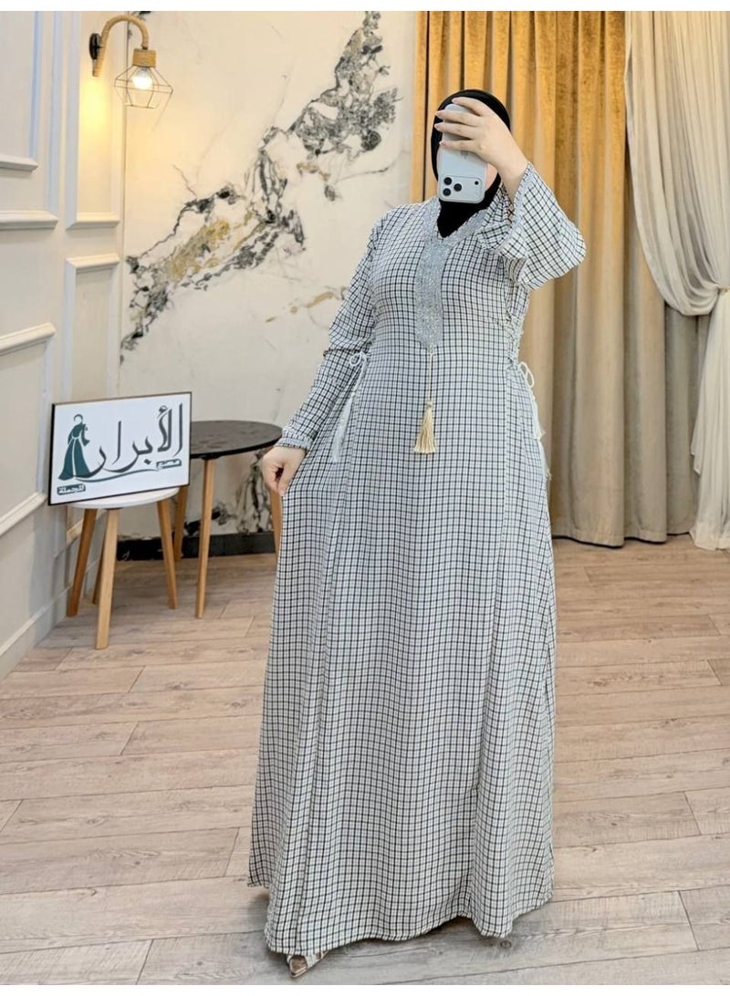 عباية كتان مستورد تصميم عصري ومريح مناسب لكل الاوقات– مقاس واحد يناسب حتى 85 كجم - Image 4