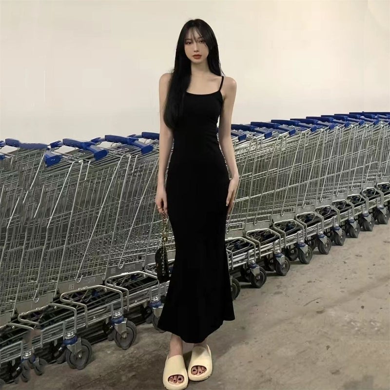 Women's Black Spaghetti Strap Bodycon Fish Tail Dress - Image 4