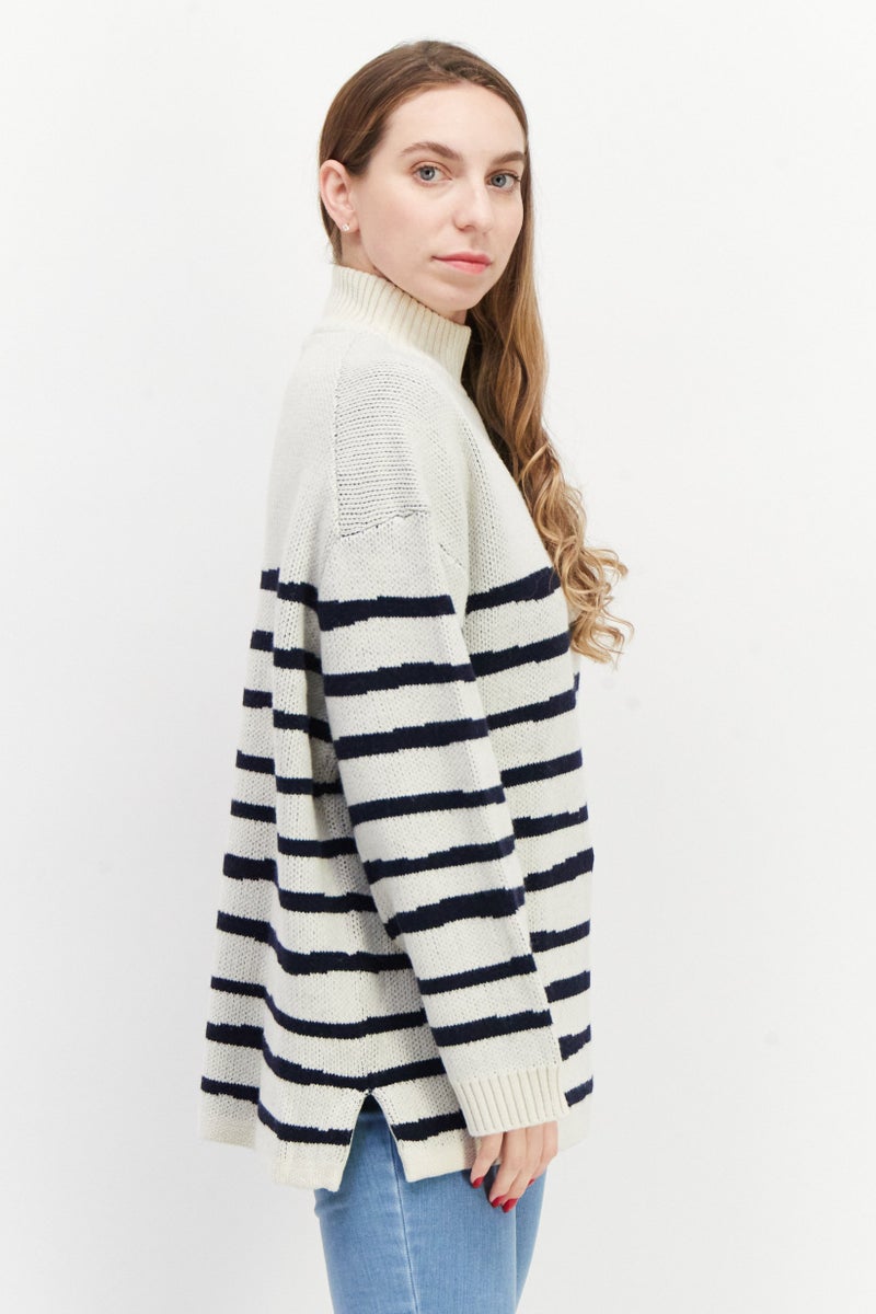 Lyle & Scott Women High Neck Long Sleeve Stripe Sweater, Navy - Image 2