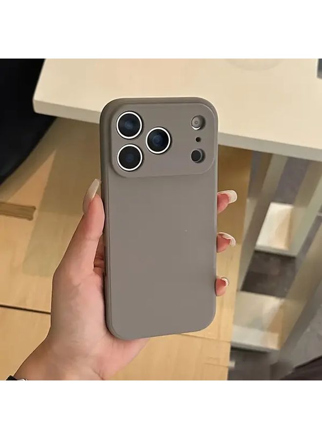 غطاء هاتف أسود من مادة TPU مقاوم للصدمات لجهاز iPhone 16 Pro Max - Image 4