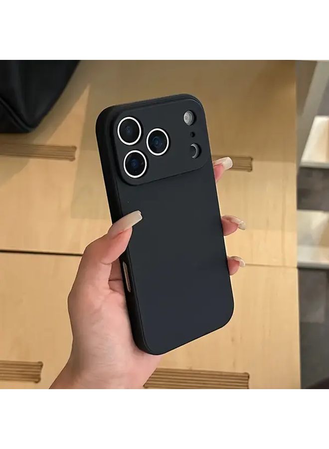 غطاء هاتف أسود من مادة TPU مقاوم للصدمات لجهاز iPhone 16 Pro Max - Image 5