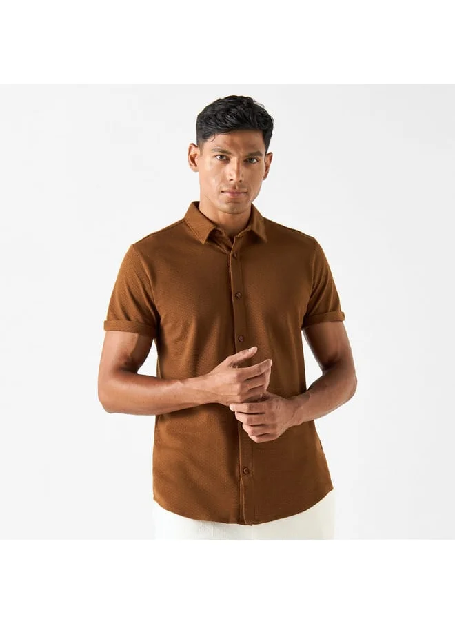 Iconic Iconic Slim Fit Textured Shirt with Short Sleeves and Button Placket